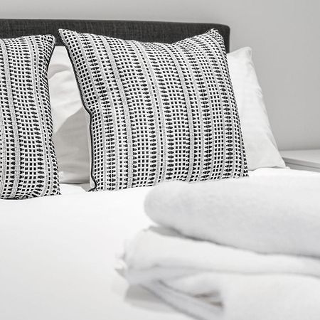Seven Living Residences Solihull - Close To Nec & Bhx - Free Parking ภายนอก รูปภาพ