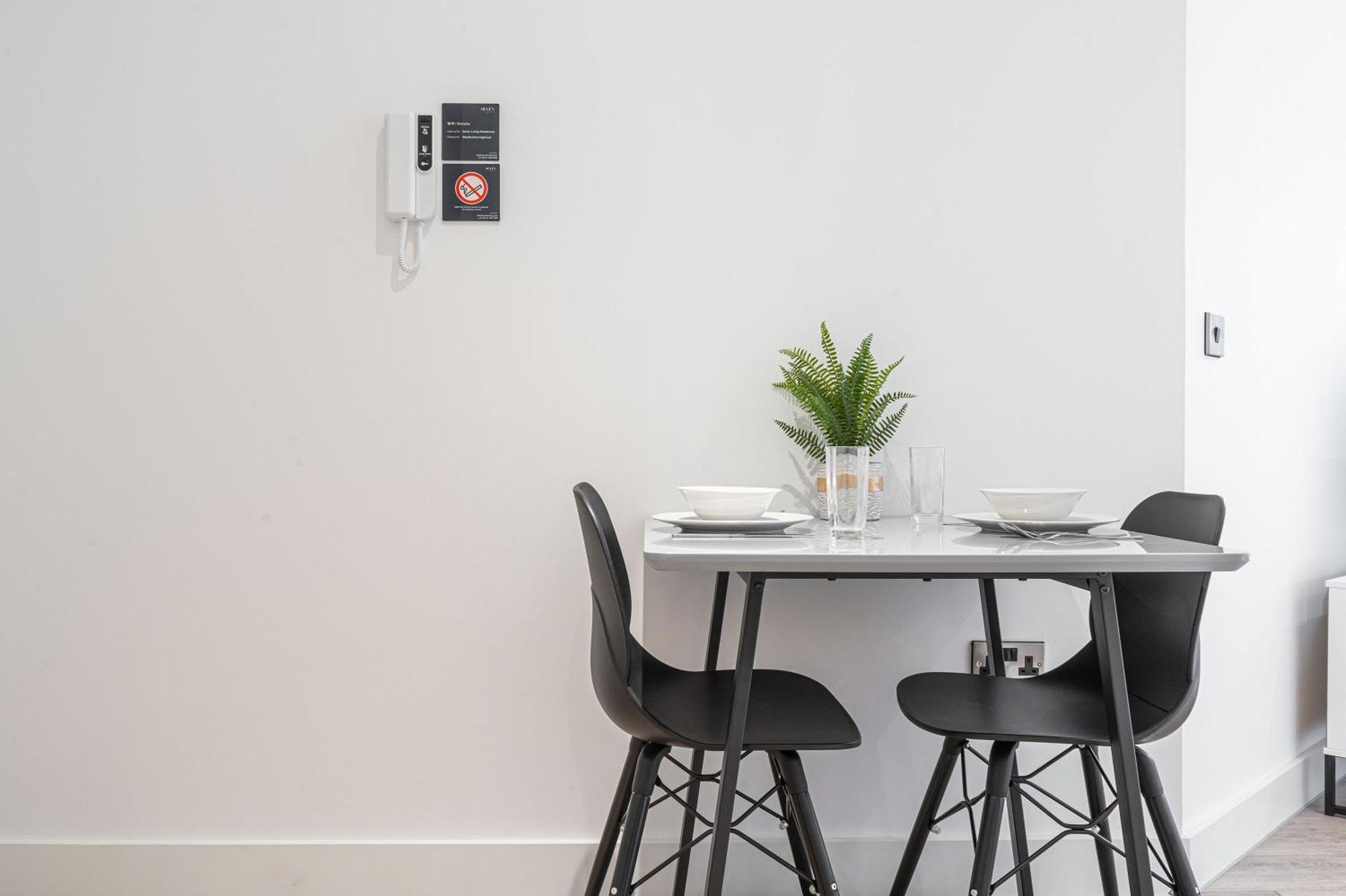 Seven Living Residences Solihull - Close To Nec & Bhx - Free Parking ภายนอก รูปภาพ