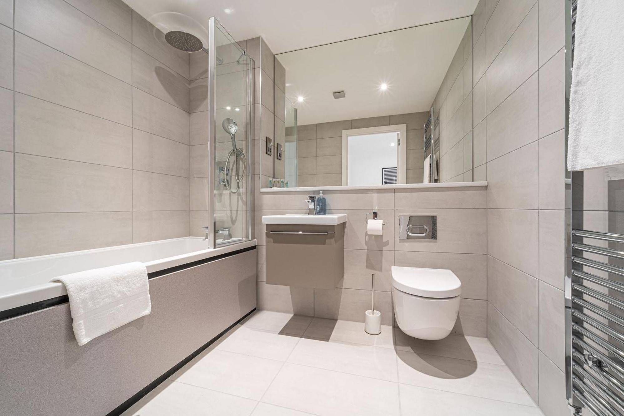 Seven Living Residences Solihull - Close To Nec & Bhx - Free Parking ภายนอก รูปภาพ